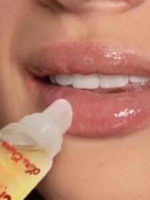Lime Crime 开启夏季妆发幻彩之旅 全新独角兽随心漂发剂及湿润樱桃护唇系列，为